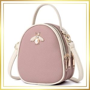 ELLA & ELLY Pink Bee-Accent Crossbody Bag